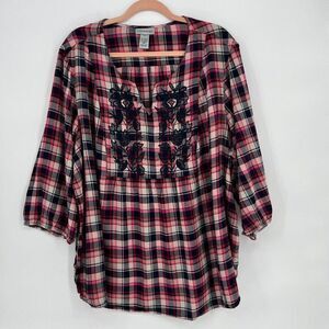 Catherines Womens Country Plaid Embroidered Top 3X Lightweight Western Cherry